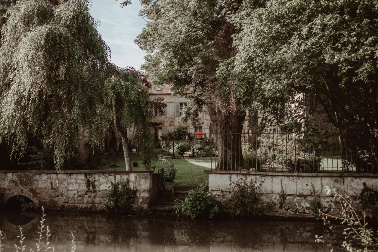 La Fontaine Racine - Chambres D'Hotes La Ferte-Milon Exterior foto